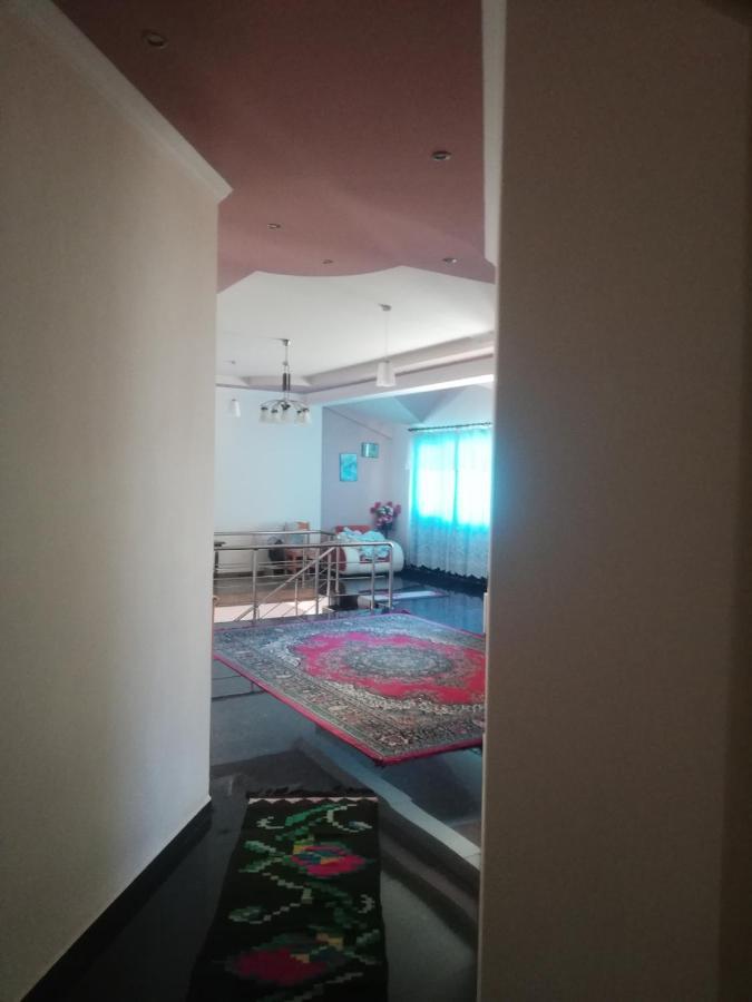 Home 12 Librazhd Екстер'єр фото